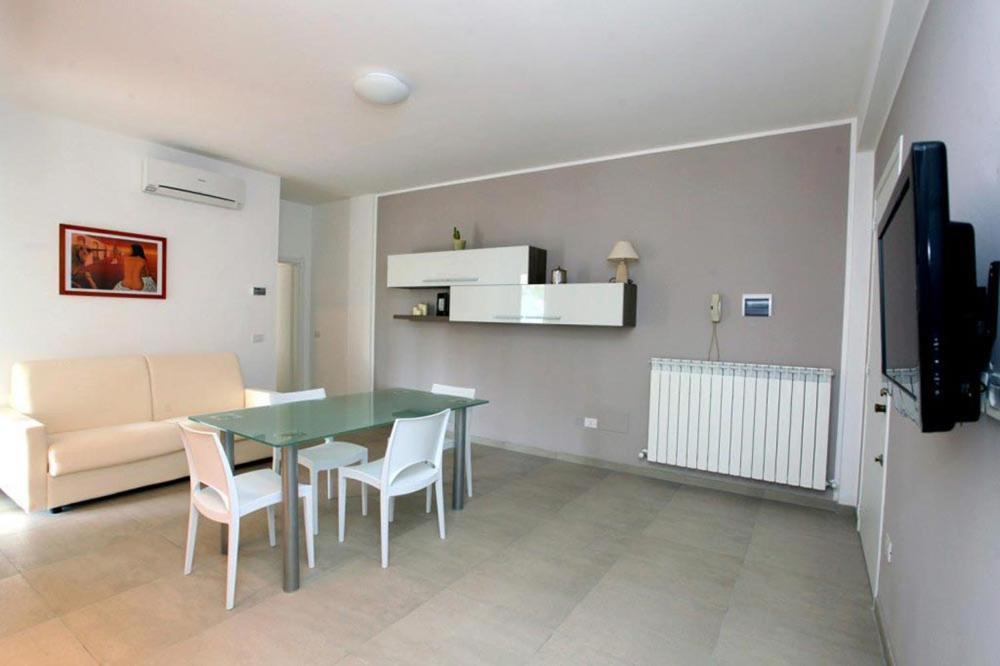 Hotel Bernard San Benedetto del Tronto Værelse billede