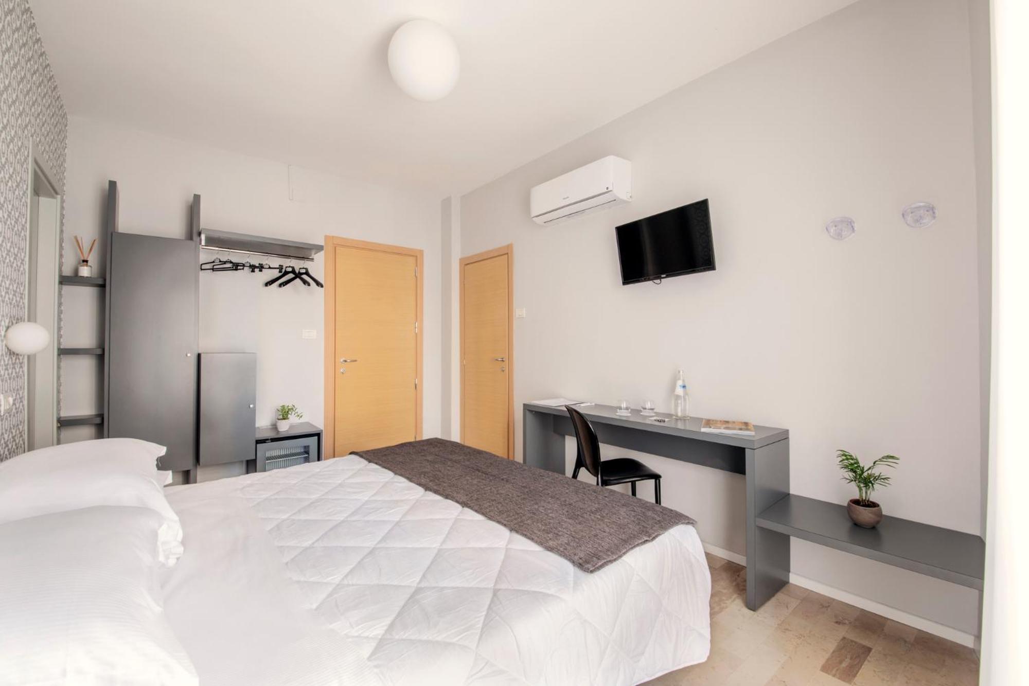 Hotel Bernard San Benedetto del Tronto Værelse billede